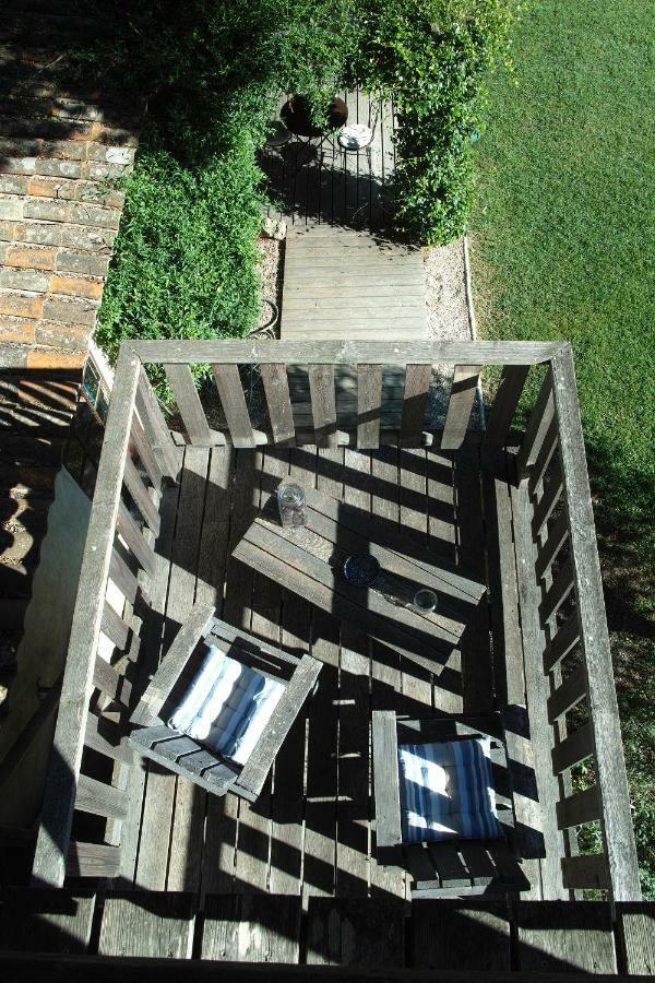 Le Moulin De Picaud Panzió Grans Kültér fotó